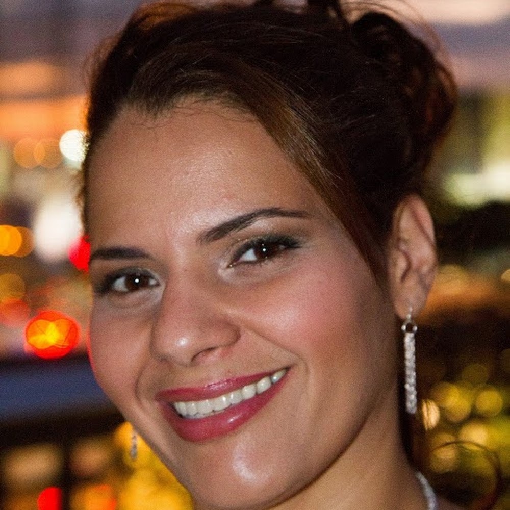 Meet your Posher, Helen